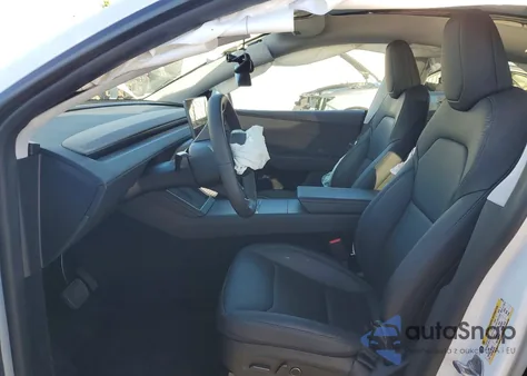 2026 Tesla Model Y z USA, uszkodzony, nr VIN 7SAYGDED2TF389119